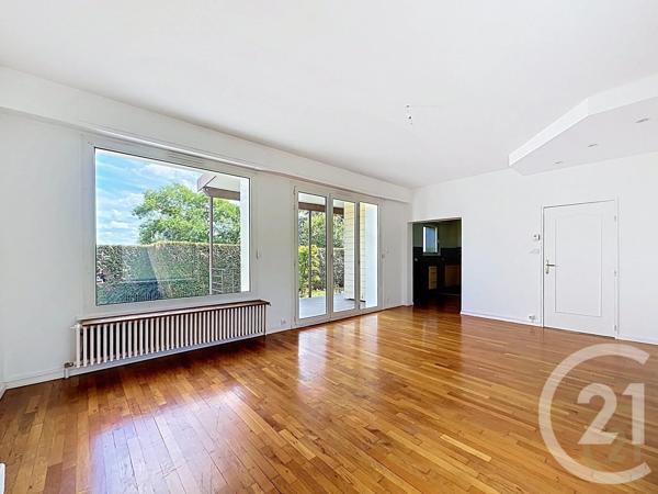 Maison à vendre  6 pièces - 109 m 2   MONTBELIARD  - 25