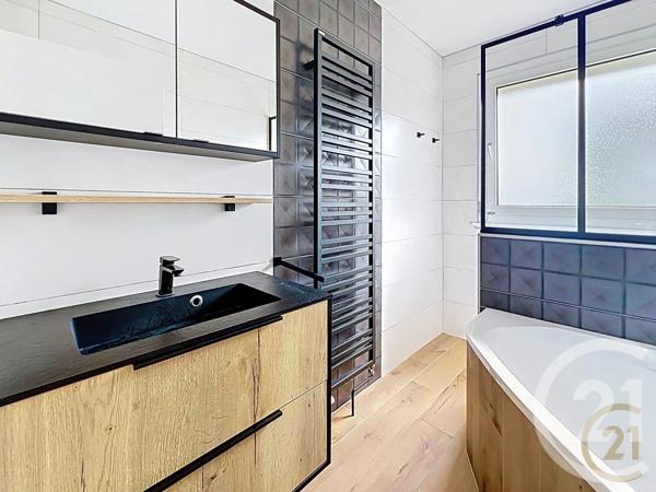 Maison à vendre  6 pièces - 109 m 2   MONTBELIARD  - 25