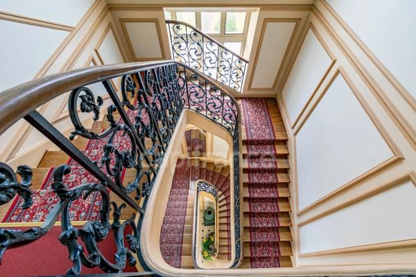 Château à vendre 30 pièces à REIMS (51)