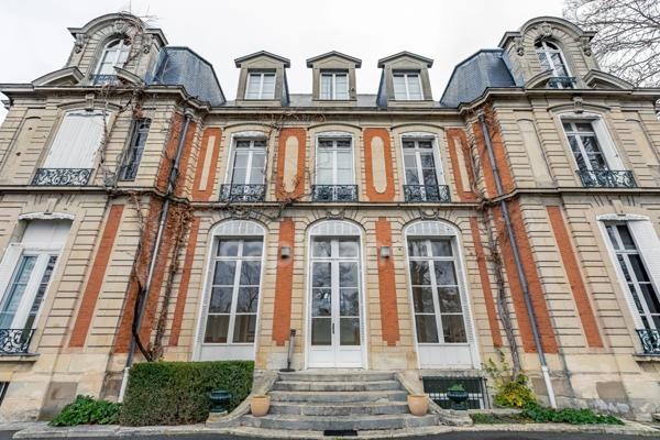 Château à vendre 30 pièces à REIMS (51)
