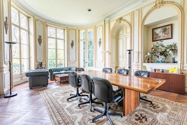 Château à vendre 30 pièces à REIMS (51)