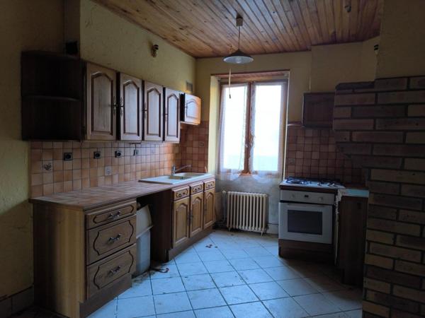 Maison indépendante idéalement située, bien rare