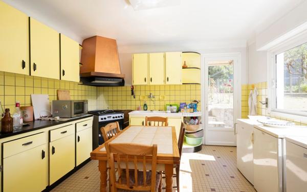 Maison à vendre    6 pièces •  Mugron