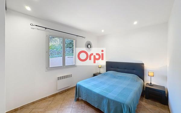 Maison à vendre    7 pièces •  Figari