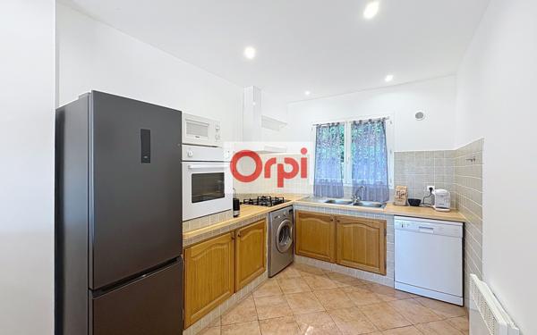 Maison à vendre    7 pièces •  Figari