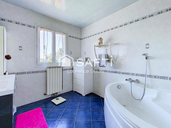 BEAUX VOLUMES ET VIE DE PLAIN-PIED / 4 CHAMBRES