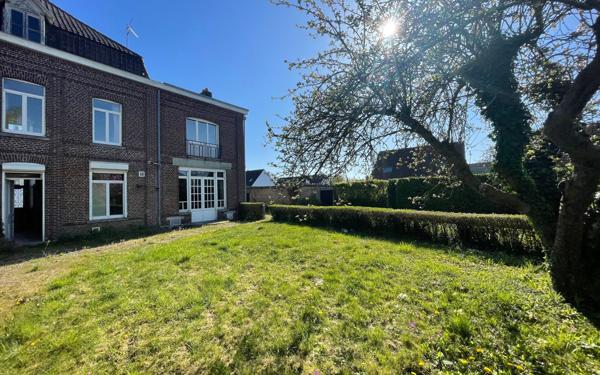 Maison à vendre    6 pièces •  Santes