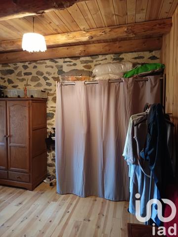 Maison à vendre 4 pièces 185 m² Saint-Julien-Chapteuil