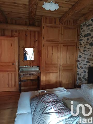 Maison à vendre 4 pièces 185 m² Saint-Julien-Chapteuil