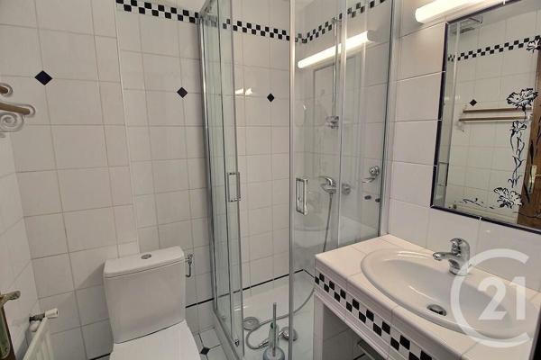 Maison à vendre  6 pièces - 192,36 m2 CRANVES SALES - 74