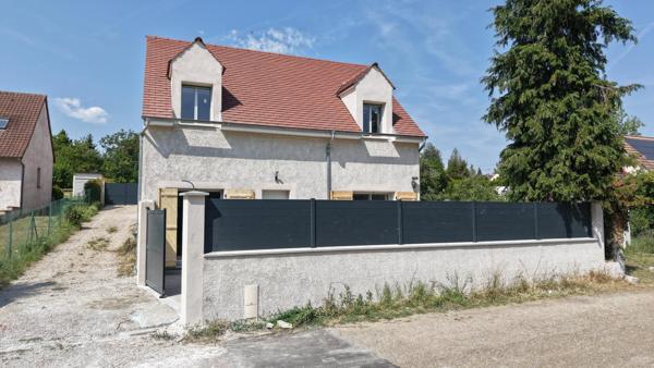 Maison neuve 102m2 / 4 chambres / jardin