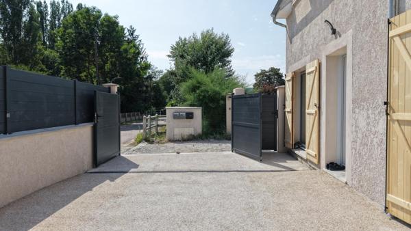 Maison neuve 102m2 / 4 chambres / jardin