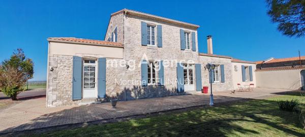Maison à Royan, 17200 - 8 pièces 210m²
