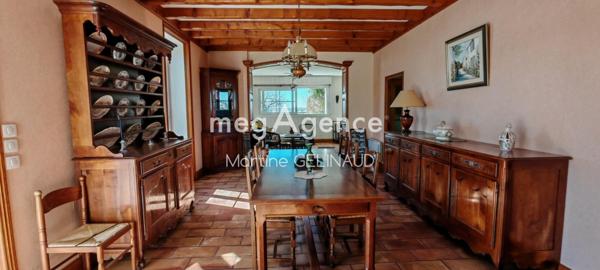 Maison à Royan, 17200 - 8 pièces 210m²