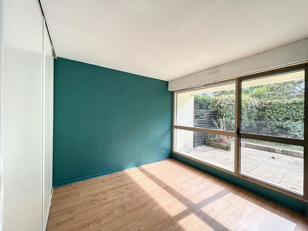 Proche commerces, écoles et gare de Franconville, appartement 3 pièces de 54 m² - Jardin