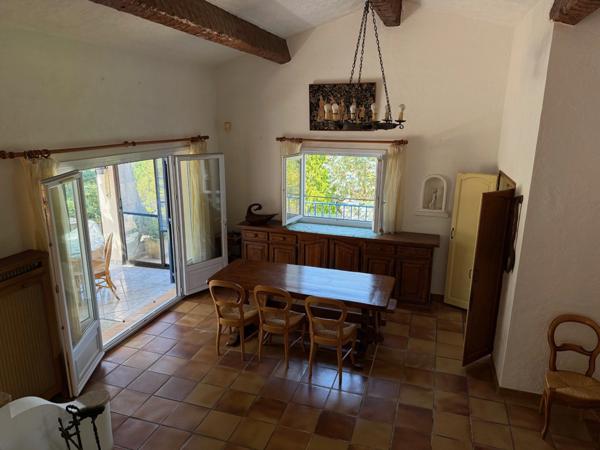 Maison à vendre 5 pièces LES ISSAMBRES (83)