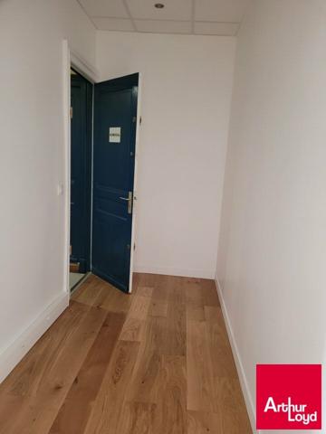 BIARRITZ, Place Clémenceau, BUREAU de 50 m²