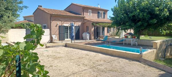 Maison à vendre 4 pièces PERNES LES FONTAINES (84)