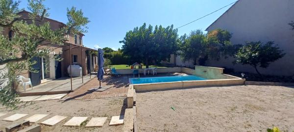 Maison à vendre 4 pièces PERNES LES FONTAINES (84)