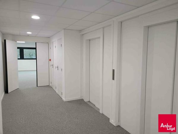 LOCATION BUREAU LE MANS GARE SUD TGV 405m² AVEC PARKING