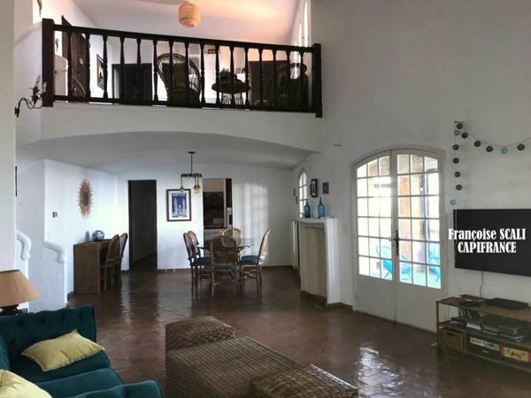 Maison à vendre 5 pièces LES ISSAMBRES (83)