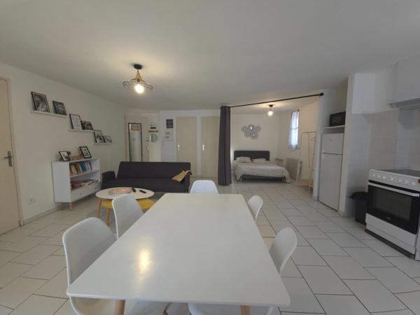 Immeuble à vendre - 2 Appartements - PEZENAS (34)