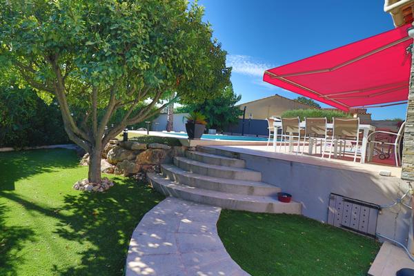 Taradeau: maison T5 + bureau sur 700m2 avec piscine