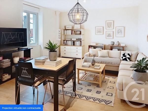 Appartement F3 à vendre  4 pièces - 79,56 m2 CHATEL GUYON - 63