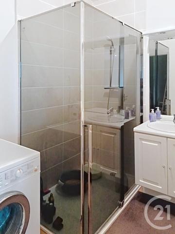 Appartement F3 à vendre  4 pièces - 79,56 m2 CHATEL GUYON - 63