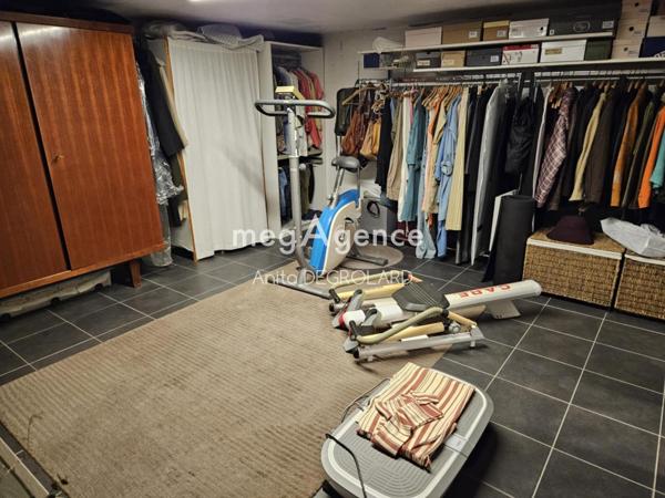 Maison à LES CLOUZEAUX, 85430 - 5 pièces 200m²