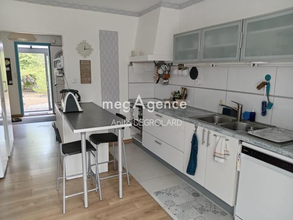 Maison à LES CLOUZEAUX, 85430 - 5 pièces 200m²