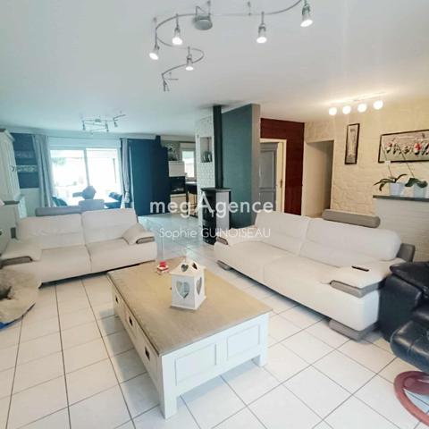 Maison à CHOLET, 49300 - 7 pièces 180m²