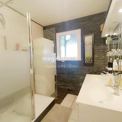 Maison à CHOLET, 49300 - 7 pièces 180m²