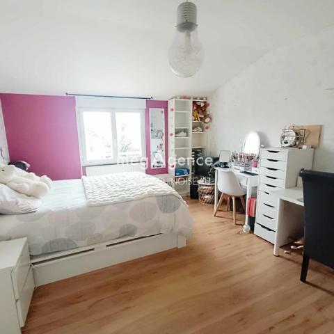 Maison à CHOLET, 49300 - 7 pièces 180m²