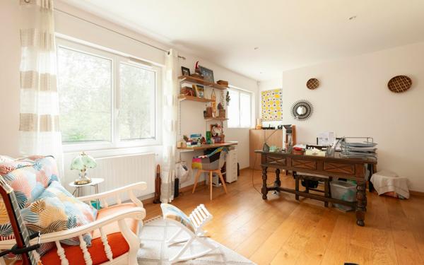 Maison à vendre    6 pièces • 196 m2 Saint-Pierre-du-Mont