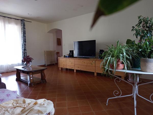 Appartement 101m², 3 chambres avec jardin arboré Malataverne 159 000HAI