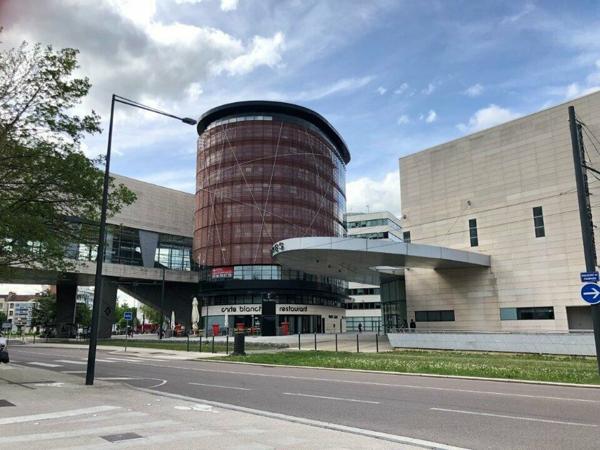DIJON CENTRE DES AFFAIRES - BUREAUX A VENDRE