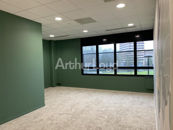 Bureaux à louer ou vendre à Roubaix performance énergétique et accès facile