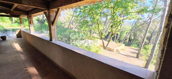 Aix En Provence- 13090-Maison familiale de type 6 pièces sur parcelle de 5866 m2