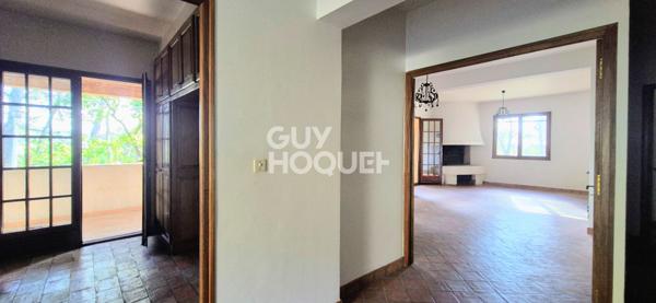 Aix En Provence- 13090-Maison familiale de type 6 pièces sur parcelle de 5866 m2