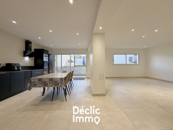 Vente maison Saint benoit, 195m² 8 pièces 359 900€ avec terrasse