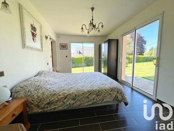 Maison traditionnelle 6 pièces de 223 m² à Milly-sur-Thérain (60112)