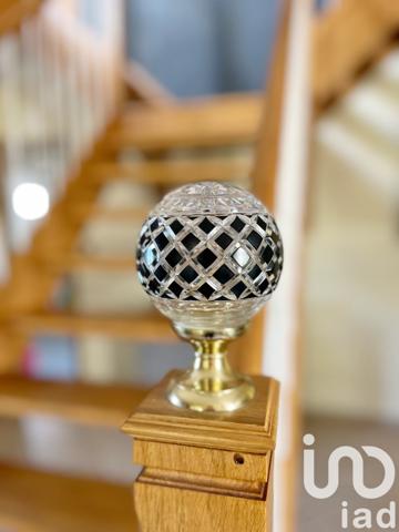 Maison traditionnelle 6 pièces de 223 m² à Milly-sur-Thérain (60112)