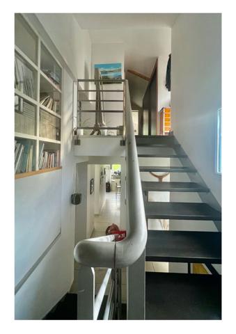 Maison familiale avec piscine intérieure