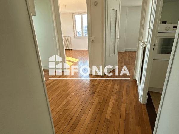 Location Appartement 3 pièces 72.63 m² - 26 RUE JEAN-BAPTISTE CLEMENT Rethel 08300