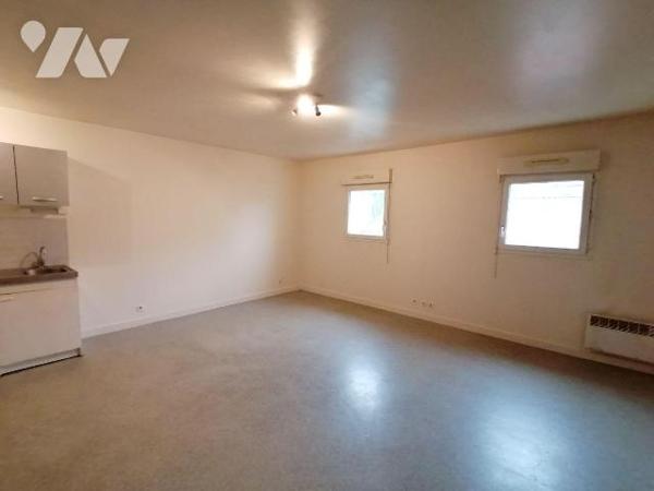 NOUVEAUTÉ et SEULEMENT chez TRENTE CINQ !
Appartement T3 en duplex au coeur de Bruz
Idéalemen...