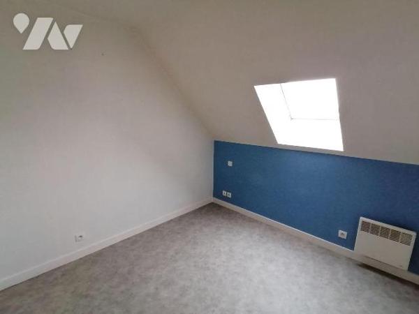 NOUVEAUTÉ et SEULEMENT chez TRENTE CINQ !
Appartement T3 en duplex au coeur de Bruz
Idéalemen...