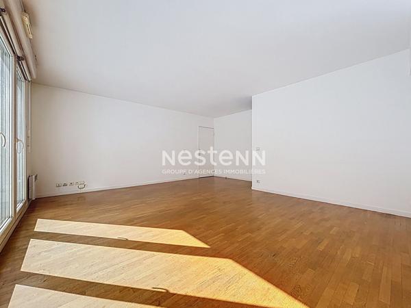 ISSY LES MOULINEAUX - Vente Appartement traversant 4 pièces de 84,61 m² avec une terrasse