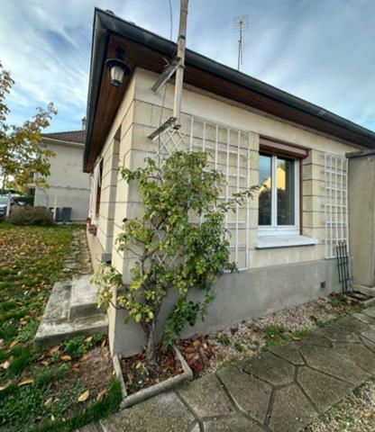 Maison avec jardin et garage à Chilly-Mazarin 91380