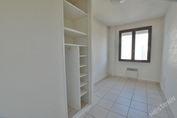 Rare à Bergerac : local commercial + appartement 4 chambres avec garage et extérieur !
